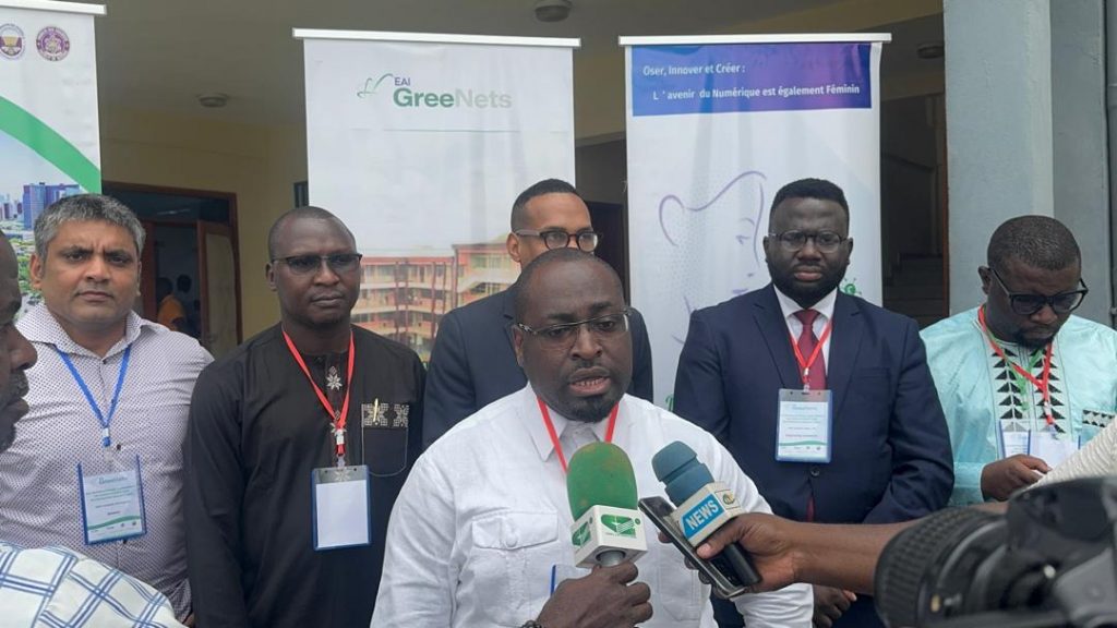 WhatsApp Image 2024-12-02 at 17.00.28